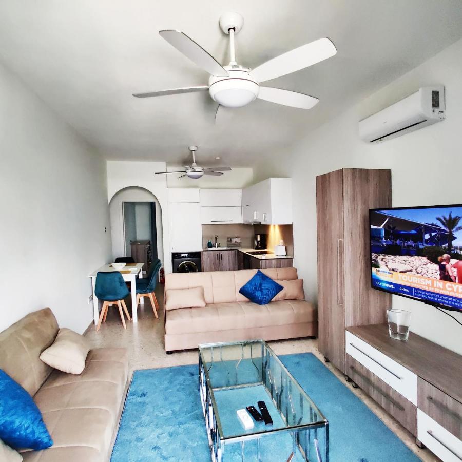 Lovely 1-Bedroom Unit @ Fabulous Location Paphos Bagian luar foto