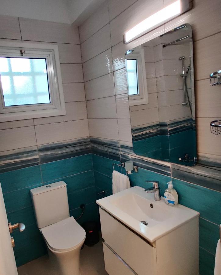 Lovely 1-Bedroom Unit @ Fabulous Location Paphos Bagian luar foto