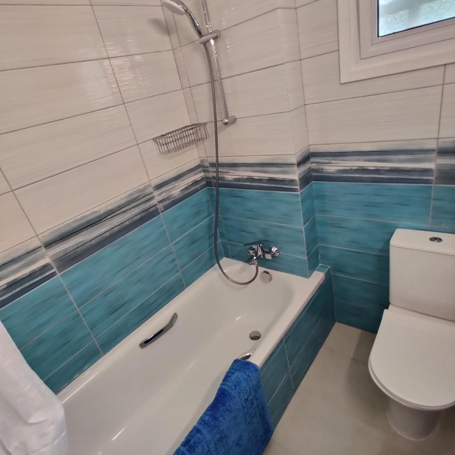 Lovely 1-Bedroom Unit @ Fabulous Location Paphos Bagian luar foto
